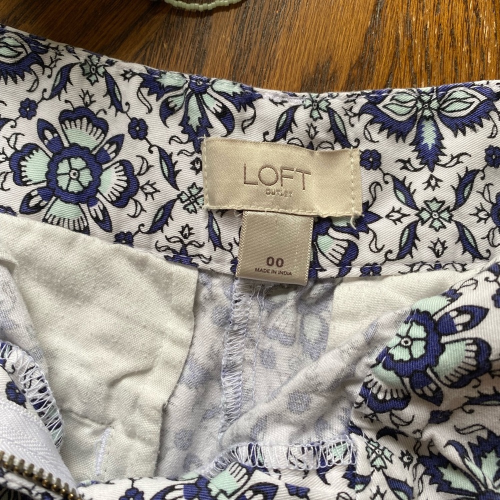 Patterned loft shorts - Picture 3 of 4